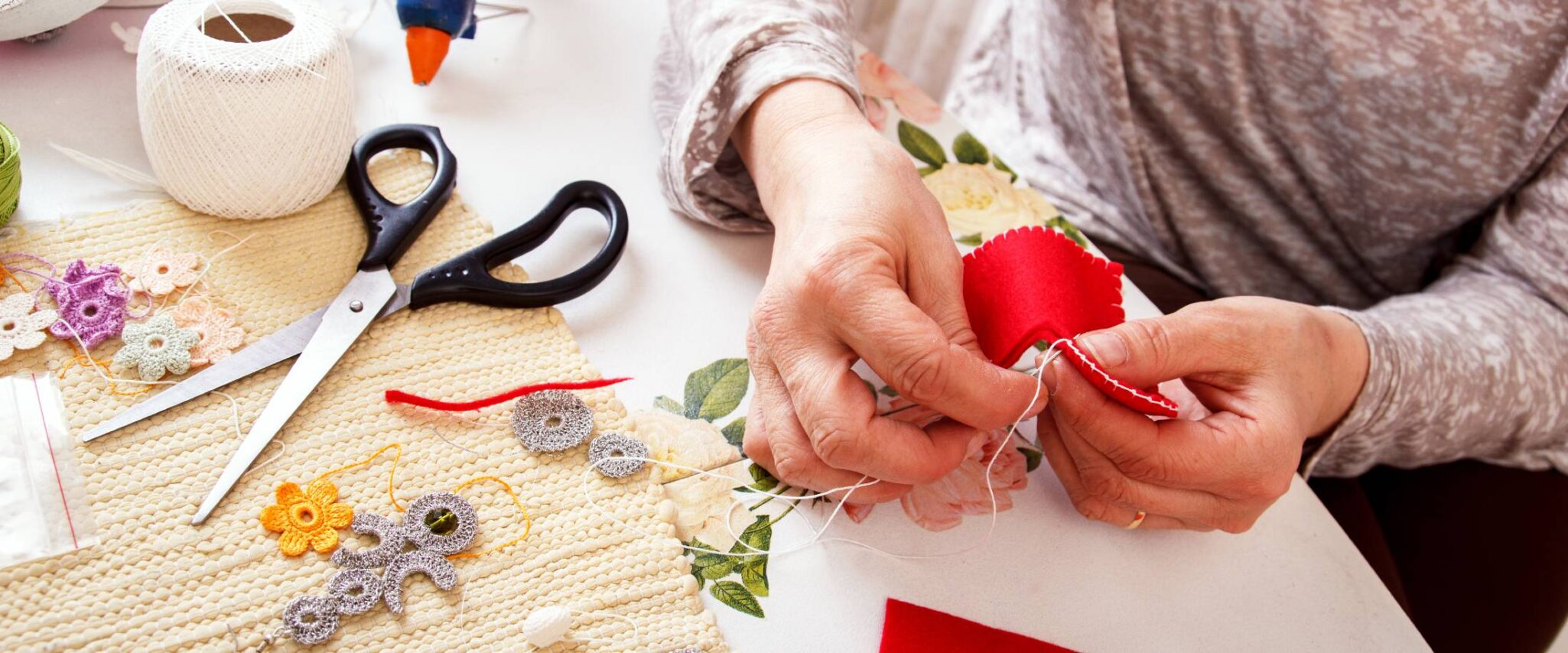 senior doing summer crafts for seniors with dementia